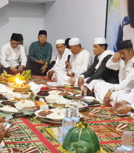 Kebersamaan dalam Apartemen Tamansari Skylounge Makassar: Menyelami Ritual Masuk Rumah Suku Bugis,Makassar